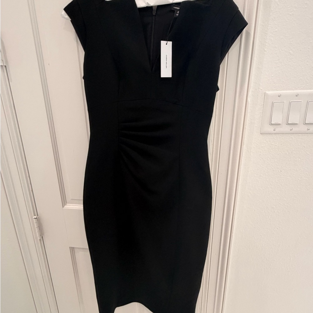 Karen Millen. NWT. Elegant Black Dress. US Size 6. - Picture 4 of 6